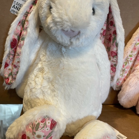 Jellycat Blossom Cream Bunny Berry - Picture 2 of 3